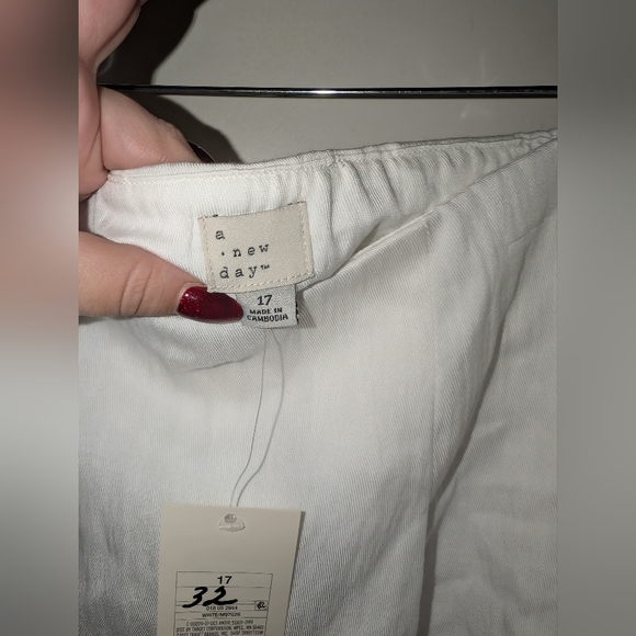 A New Day White Pleated Skort Size 17 NWT - Picture 4 of 6